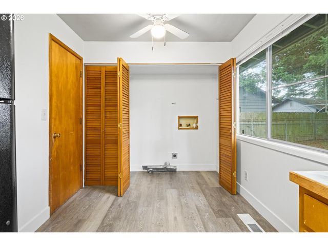 18411 Se IVON Ct, Gresham, OR 97030