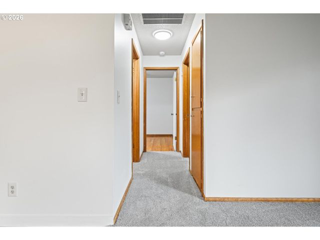 18411 Se IVON Ct, Gresham, OR 97030