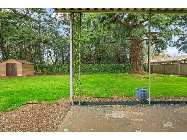 18411 Se IVON Ct, Gresham, OR 97030
