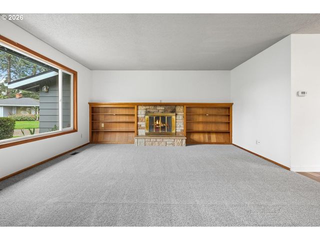 18411 Se IVON Ct, Gresham, OR 97030