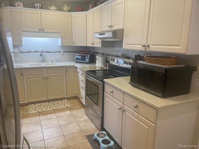 13096 Village Court, Clio, MI 48420