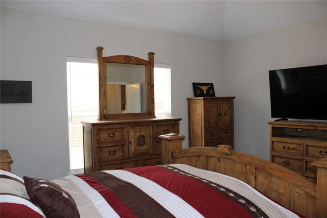 510 Ellis Place Drive, Greenville, TX 75402