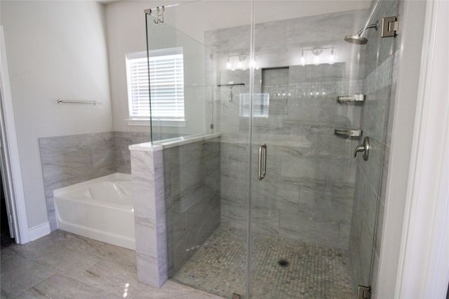 510 Ellis Place Drive, Greenville, TX 75402