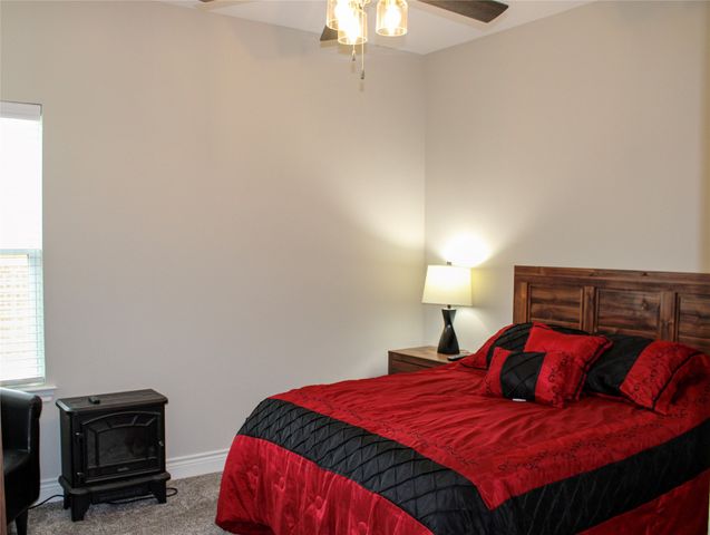 510 Ellis Place Drive, Greenville, TX 75402