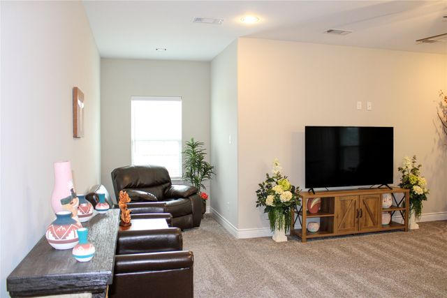 510 Ellis Place Drive, Greenville, TX 75402