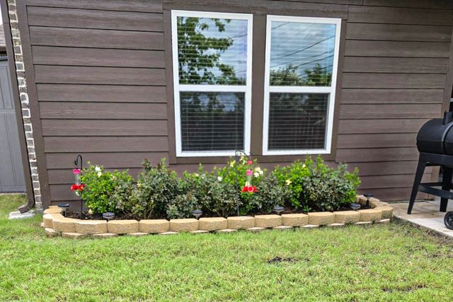 510 Ellis Place Drive, Greenville, TX 75402