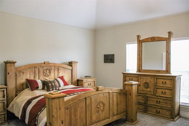 510 Ellis Place Drive, Greenville, TX 75402