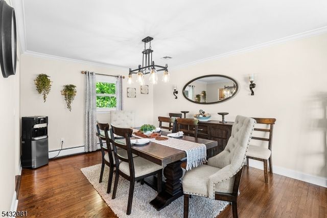 21 Skyline Dr, Hopatcong Boro, NJ 07821