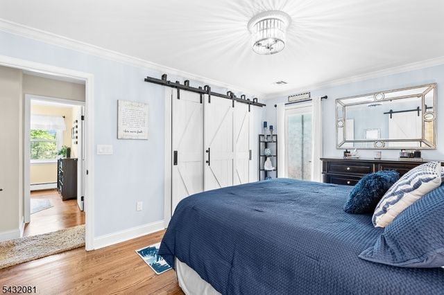 21 Skyline Dr, Hopatcong Boro, NJ 07821