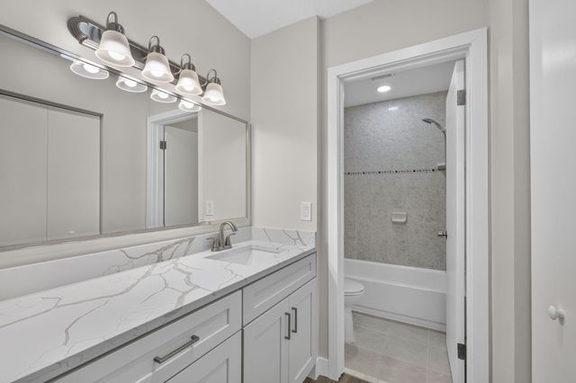 7410 Woodmont Terrace 202, Tamarac, FL 33321