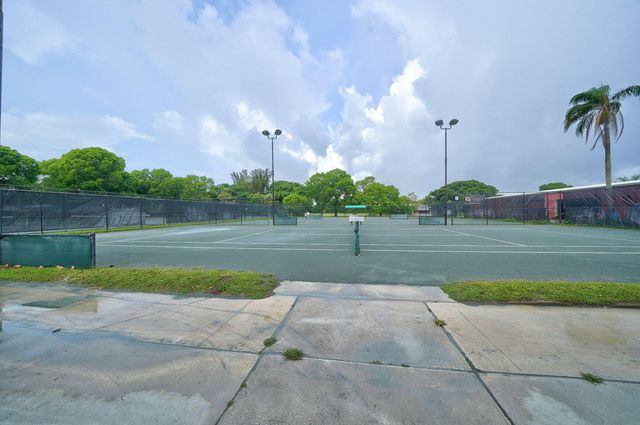 7410 Woodmont Terrace 202, Tamarac, FL 33321