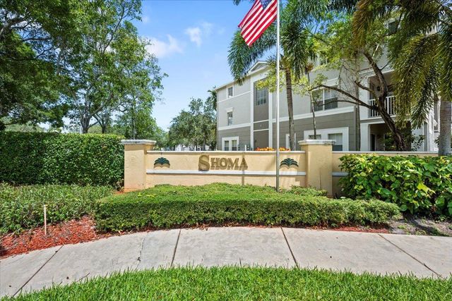 1005 Shoma Drive, Royal Palm Beach, FL 33414