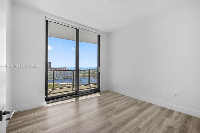 101 Diplomat Pkwy 1910, Hallandale Beach, FL 33009