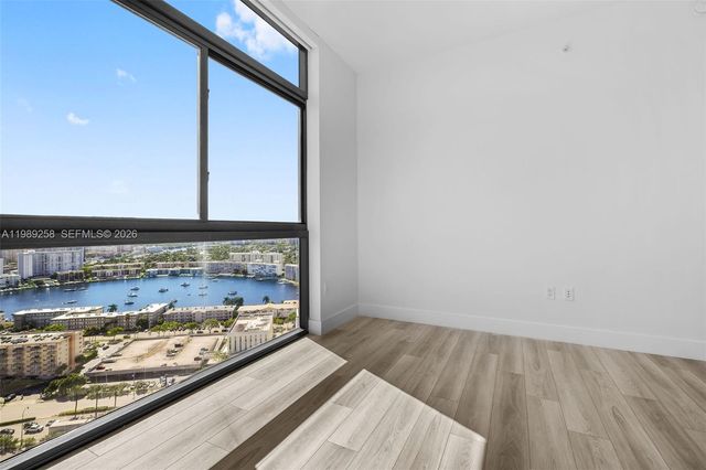 101 Diplomat Pkwy 1910, Hallandale Beach, FL 33009