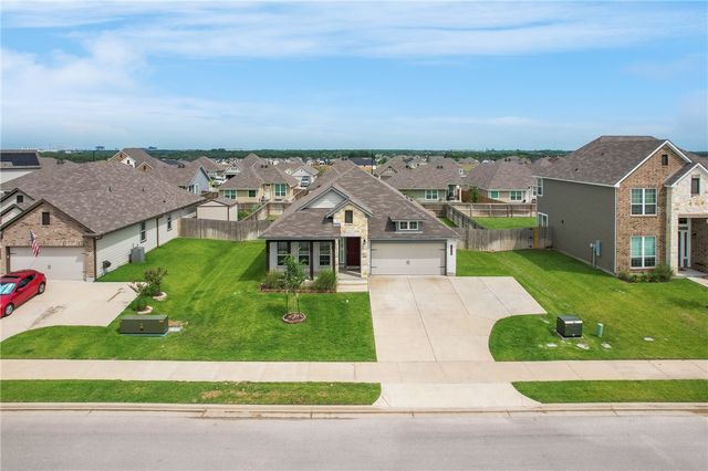 1925 Viva Road, Bryan, TX 77807