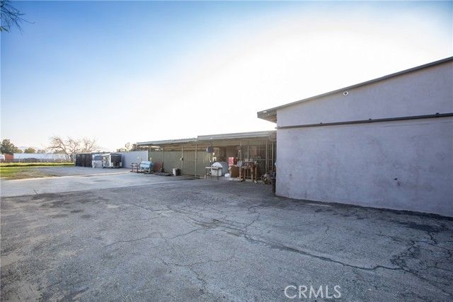 17635 Arrow Boulevard, Fontana, CA 92335