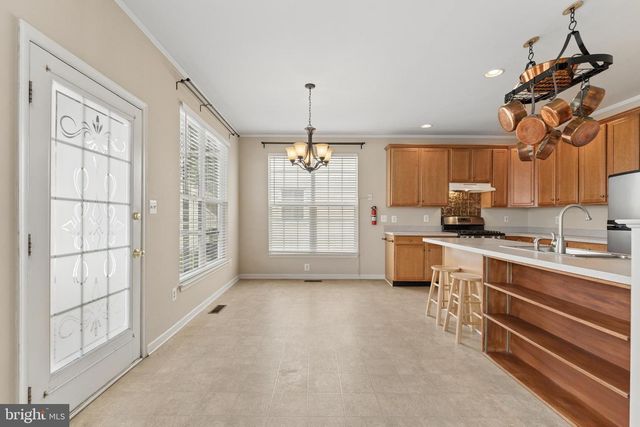 42650 HARRIS ST, Chantilly, VA 20152