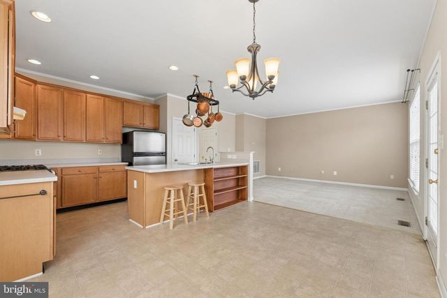 42650 HARRIS ST, Chantilly, VA 20152