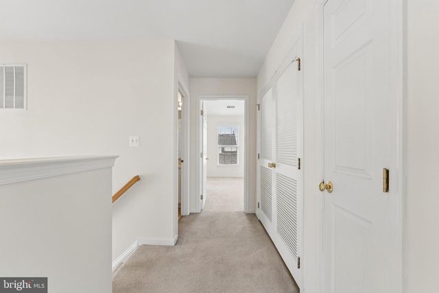 42650 HARRIS ST, Chantilly, VA 20152