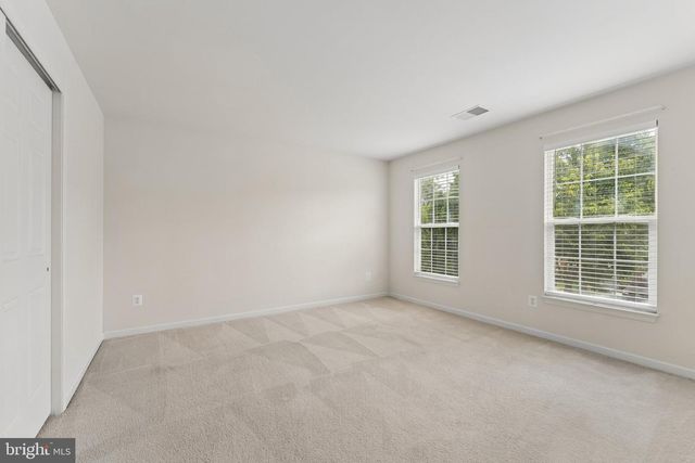 42650 HARRIS ST, Chantilly, VA 20152