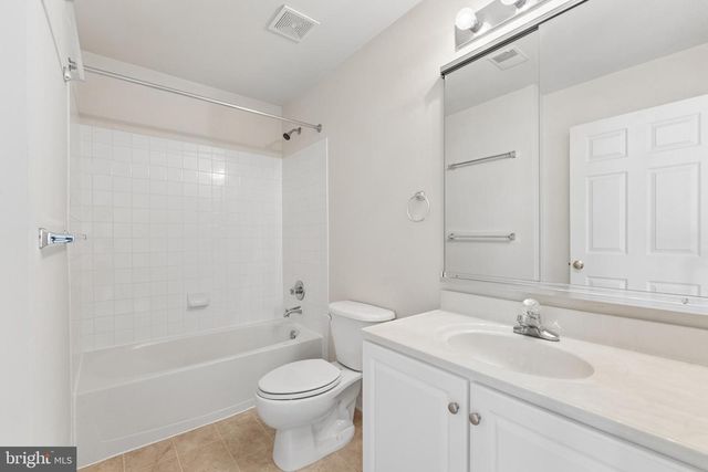 42650 HARRIS ST, Chantilly, VA 20152