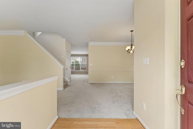 42650 HARRIS ST, Chantilly, VA 20152