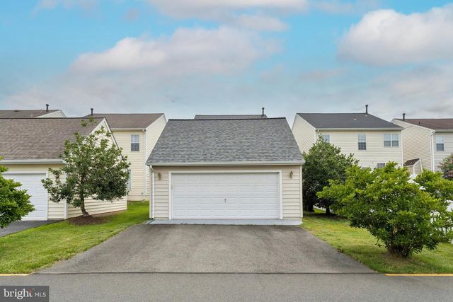 42650 HARRIS ST, Chantilly, VA 20152