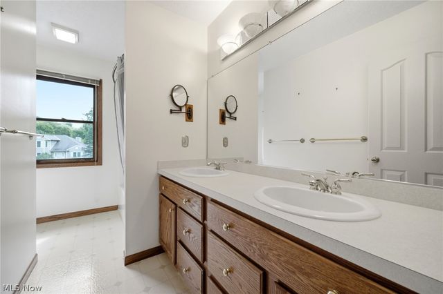 335 Radley Drive, Painesville, OH 44077