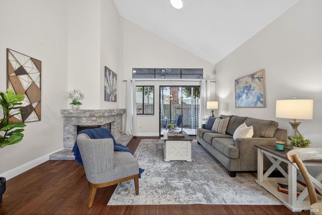 172 S Temelec Cir, Sonoma, CA 95476