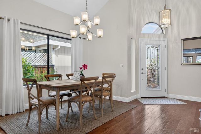 172 S Temelec Cir, Sonoma, CA 95476