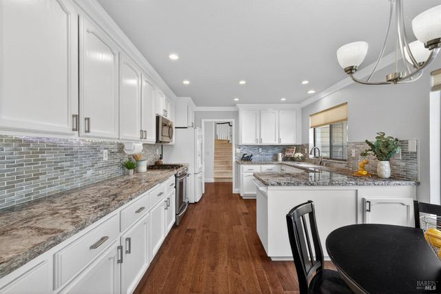 172 S Temelec Cir, Sonoma, CA 95476