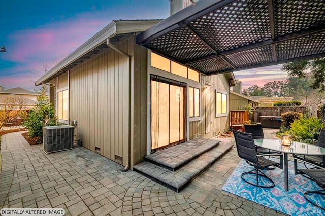 172 S Temelec Cir, Sonoma, CA 95476