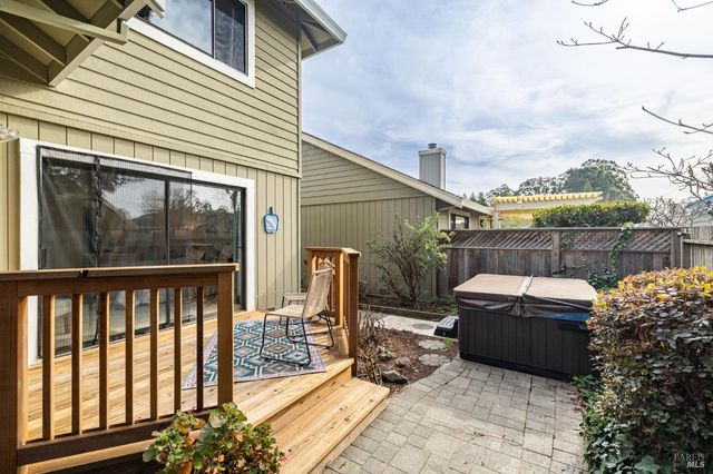 172 S Temelec Cir, Sonoma, CA 95476