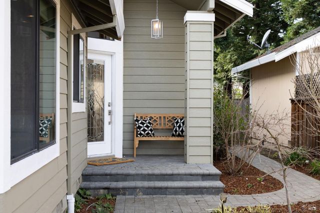 172 S Temelec Cir, Sonoma, CA 95476