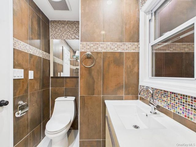 2516 Curtis Street, East Elmhurst, NY 11369