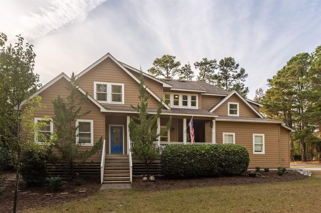 Image 1 of property listing at 2056 Creek Road Lot 14, Kitty Hawk, NC 27949