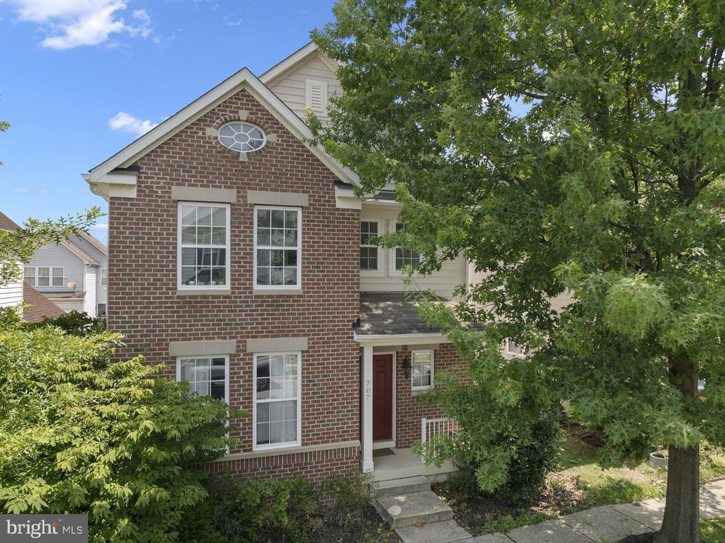 707 MACDILL RD, Baltimore, MD 21220