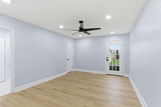 636 Stratford Drive, Lexington, KY 40503