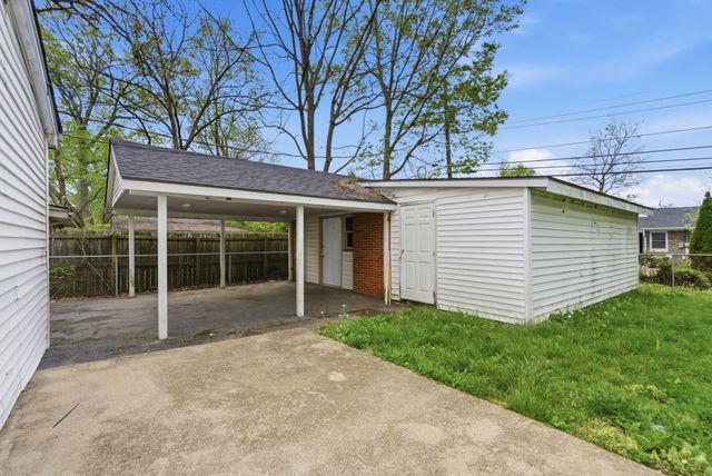 636 Stratford Drive, Lexington, KY 40503