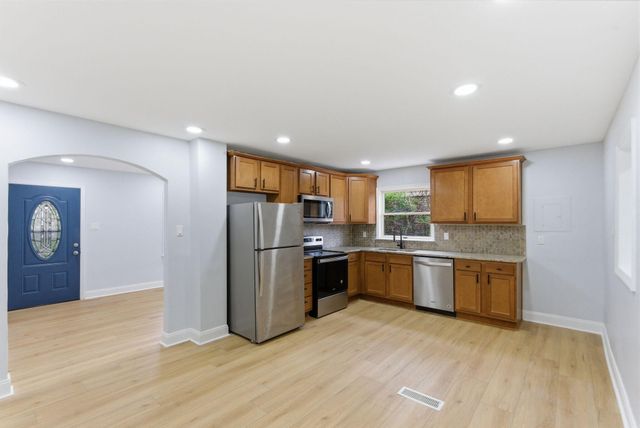 636 Stratford Drive, Lexington, KY 40503