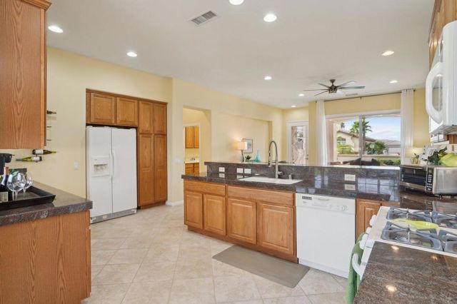 80570 Hoylake Drive, Indio, CA 92201