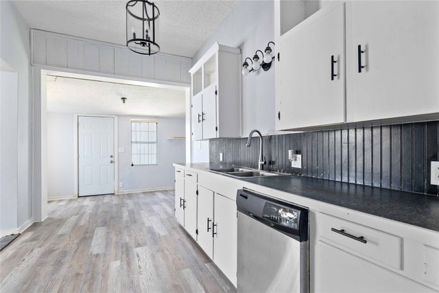 1417 Durham Avenue, Brownwood, TX 76801
