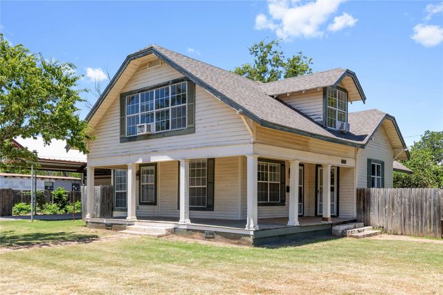 1417 Durham Avenue, Brownwood, TX 76801