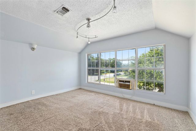 1417 Durham Avenue, Brownwood, TX 76801