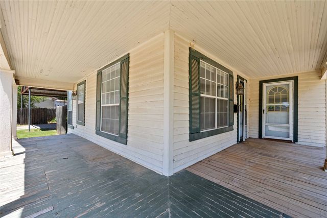 1417 Durham Avenue, Brownwood, TX 76801