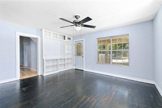 1417 Durham Avenue, Brownwood, TX 76801