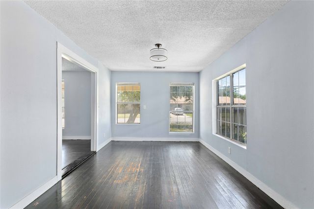 1417 Durham Avenue, Brownwood, TX 76801