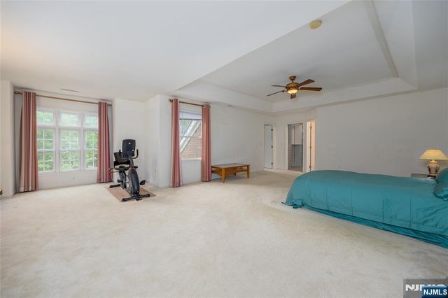8 Overlook Drive, Riverdale Borough, NJ 07457