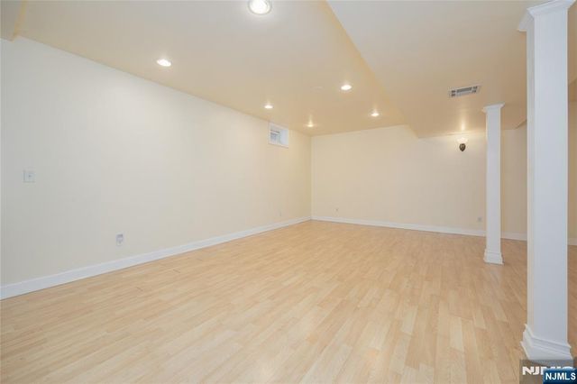 8 Overlook Drive, Riverdale Borough, NJ 07457