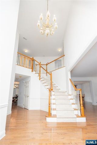 8 Overlook Drive, Riverdale Borough, NJ 07457